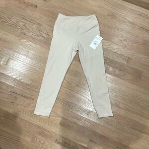 NWT Mate the Label organic cotton capri leggings